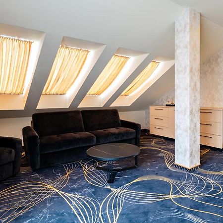 Diamond Panzio Bed & Breakfast Hajduszoboszlo Exterior photo