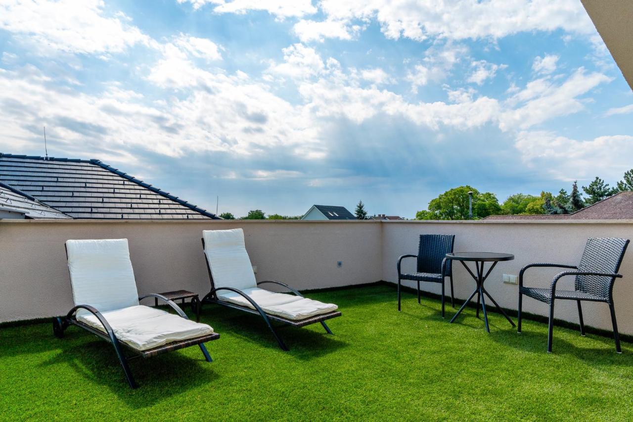 Diamond Panzio Bed & Breakfast Hajduszoboszlo Exterior photo